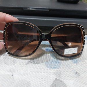 DG0922 JCP Sunglasses Bling On The Side Modern Stylish Contemporary